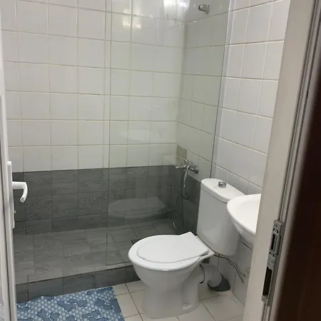 Apartman Quiet Garden Ground Floor *