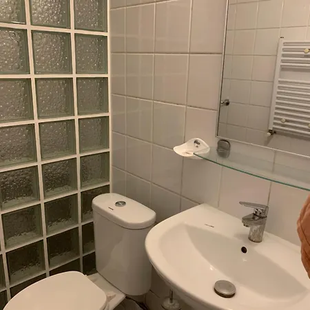 Quiet Garden Ground Floor Apartman *